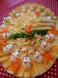 Mitica Datcu Mitica Datcu Added 85 New Photos To The Kaseplatte Selber Machen Kaseplatte Anrichten Partyplatten