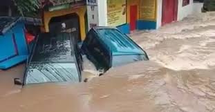 Kejadian bencana alam yang berlaku di negara kita meskipun tidak sekerap di negara lain tetap membimbangkan kita kerana kesan negatifnya bencana alam seperti banjir akan memusnahkan pembangunan yang telah dilakukan oleh kerajaan. Malaysia Prihatin Bencana Banjir Di Indonesia Asiatoday Id