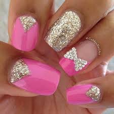 Las prótesis de acrílico son una forma eficiente para alargar y proteger sus uñas. Pin De Stephanie Vila En Nailed It Unas Elegantes Y Sencillas Disenos De Arte En Unas Manicura De Unas
