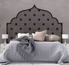 Capables de s'adapter à toutes les largeurs de lit et à tous les styles de déco, c'est un véritable plus pour redonner de la vie et de la couleur à votre chambre. Stickers Tete De Lit Nos Modeles Tendances Tenstickers