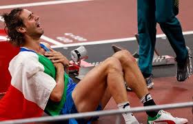 Per il finanziere di offagna la gara si chiude con una miglior misura di 2.21 ottenuta al terzo tentativo, poi tre errori a 2.24. M0gwmoz84zghpm