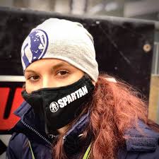 Ám hamarosan a maszk új gazdához kerül, aki korántsem ilyen szórakoztató, s azt tervezi, hogy emberfeletti erejével uralma alá hajtja a várost. Spartan Maszk Keresd A Spartan Spartan Race Hungary Facebook