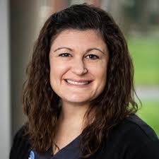 Melissa Winkle's Instagram, Twitter & Facebook