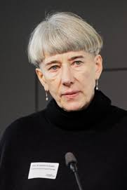 VERSTECKT, VERDECKT, VERLETZT