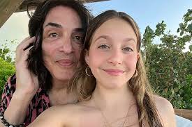 KISS Frontman Paul Stanley Removes Makeup for Selfie with Daughter