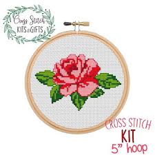Beginner cross stitch flowers easy. Starter Kit For Beginners Pink Rose Cross Stitch Beginner Kit Roses Cross Stitch Kit Flowers Embroidery Easy Cross Stitch Kit Punto De Cruz Sencillo Servilletas Punto De Cruz Disenos De Punto