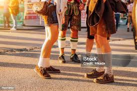 Image result for tbn:h8FCvhlnXhKDCM::www.jornalorebate.com/39/Cartaz-OktoberfestBlumenau2006.jpg