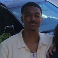 Khari Marshall's Instagram, Twitter & Facebook