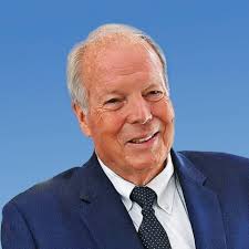 Distinguished Alumni & Volunteer Awards