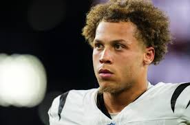 Mason Schreck waived; should Thaddeus Moss make the Bengals roster?