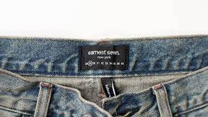 Maybe you would like to learn more about one of these? 10 Seluar Jeans Paling Mahal Di Dunia Iluminasi