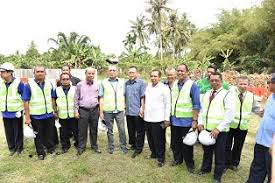 Dalam keghairahan mereka berkempen bagi memenangkan nizar, apa yang agak dikesalkan adalah tindakan berterusan pas memfitnah pemimpin. Masalah Banjir Kilat Yang Kerap Di Sekolah Menengah Kebangsaan Smk Panglima Bukit Gantang Bakal Selesai 20 Februari 2018
