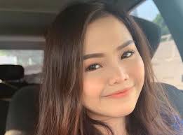 Bella astillah dan family sambut birthday alif aziz.wahh cek yana pemilik rempah oden viral pun ada,hadiahkan alif dan bella. Actress Bella Astillah Called Stupid For Being In Touch With Ex Husband Aliff Aziz Asia Newsday
