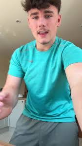 Zak Phillips's Instagram, Twitter & Facebook