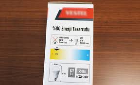 Uzun ömrü, ışık kalitesi ve harcadığı elektrik bakımından diğer aydınlatma sistemlerine göre çok daha etkili kullanım sunuyor. Led Ampul Ne Kadar Elektrik Tasarrufu Sagliyor Sizler Icin Hesapladik Bilhos