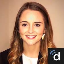 Cassandra Saunders's Instagram, Twitter & Facebook