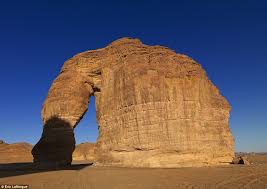 Image result for pictures+rock al naslaa in saudi arabia