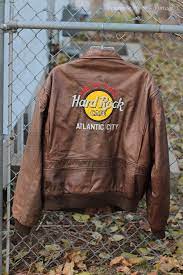 Pin By Juliana On Roupas Brown Leather Bomber Jacket Hard Rock Leather Bomber Jacket