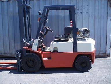 Nissan JP80Y Forklift