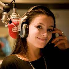 South korean beauty youtuber dawn lee's cancer diary. Eva Koreman Fhm500