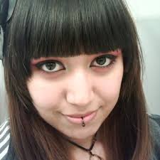 Isabelle Munoz (@IzzyV66)