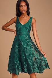 Belynn Forest Green Embroidered Sleeveless Midi Dress In 2020 Green Midi Dress Dresses Forest Green Dresses