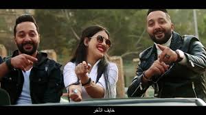 كليب مهرجان قعدالو على السلم ليه غناء فريق صاب واى توينز 2020 فى حريم فى الطياره Youtube