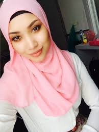 Zahirah macwilson berhijab | azhan.co. Zahirah Macwilson Pelakon Baru Drama Mr London Ms Langkawi Beautiful Hijab Girl Pretty Scarves Beautiful Hijab