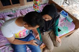 Lowongan kerja jabodetabek terbaru 2021 pt astra group adalah perusahaan multinasional yang bergerak diberbagai bidang diantaranya otomotif, jasa keuangan, alat berat, agribisnis, teknologi informasi serta infrastruktur. Istri Korban Phk Di Wonogiri Dirumahkan Perusahaan Di Ungaran