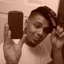 Darius Molina (@dariusmolina)