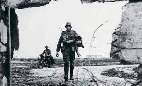 L'allemagne ne peut donc pas mener une guerre longue, malgré sa légère supériorité matérielle, contre l'armistice entre la france et l'allemagne est signé le 22 juin à 18 heures 30 en forêt de. Septembre 1939 Quand L Armee Francaise Entre En Allemagne