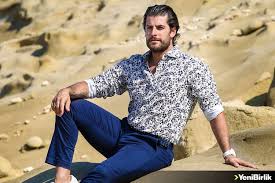 Yaklaşık 23 yıllık profesyonel sporculuk hayatında iki farklı branşta milli sporcu. Sahnelerin Yeni Yuzu Sinan Guleryuz Yenibirlik Gazetesi