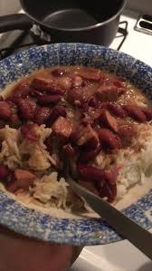 In new orleans, red beans and rice, affectionately called red and white, is traditionally served on a monday as a way to use up sunday dinner's ham bone. My Popeyes Ain T Shit Red Beans And Rice New Orleans Style Slowcooking