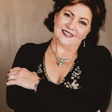 Misty Hensley's Instagram, Twitter & Facebook