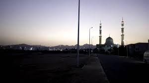 اجمل مسجد في حي النور بشرم الشيخ في رمضان ساعه الفطار - YouTube