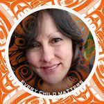 Laura Pickrell's Instagram, Twitter & Facebook