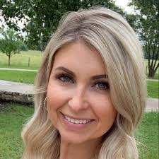 Crystal Monjaras's Instagram, Twitter & Facebook