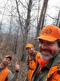 A Day in the Life of The Hunting Beast | 2019 Wisconsin Gun Opener – Venado