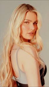 No audiovisual muito se fala sobre “demo reel”, que numa linguagem popular  seria conhecido como “portifolio”. Esses dias reparei que eu não tinha um  vídeo desses reunindo meus principais trabalhos e, ...