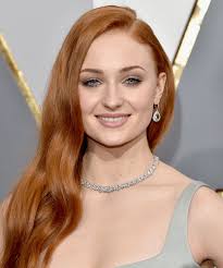 For Her 24th Birthday A Tribute To Sophie Turner S Most Iconic Looks Gorgeous Makeup Sophie Turner Beauty