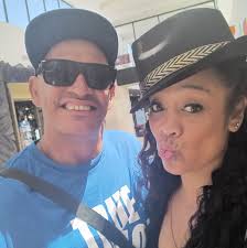 Dee Cooper (@derek.cooper.90038) • Facebook