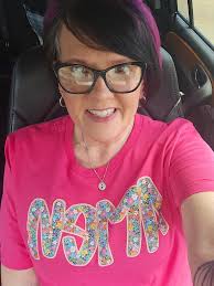 New shirt with discount code Pethoud available in different colors