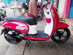 Harga ban scoopy tubeless ukurang ring 12 dan juga ring 14 dari beberapa merk ternama yang sudah menjadi kepercayaan banyak orang. Ditinggal Salat Subuh Scoopy Raib Dicuri Maling