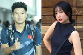 Chưa từng trực tiếp nhắc đến đối phương hay công khai ảnh chụp chung song qua hàng loạt bằng chứng trên mạng, hoàng đức và cô nàng linh trang vẫn khiến các fan tin họ là một cặp. Dan NgÆ°á»i Yeu Cáº§u Thá»§ U22 Toan Hotgirl Gá»£i Cáº£m Ä'á»©c Chinh Khu Khá» Láº¡i Co Báº¡n Gai Xinh Nháº¥t