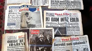 Galeri » 28 mayıs gazete manşetleri  galeri ana sayfa . Darbenin Gazete Kupurlerindeki Ayak Sesleri