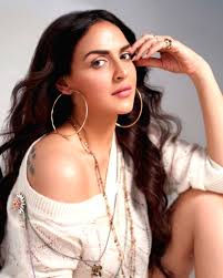Free photo :Esha Deol