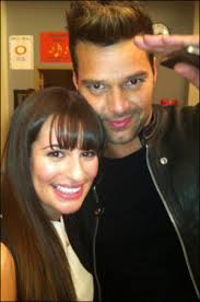 PHOTO CALL: "Glee" Welcomes Ricky Martin to the Set