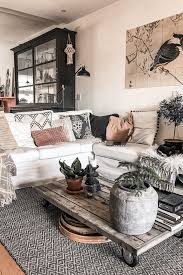 25 Stylish Living Room Decor Ideas For Any Budget Home Decor Stylish Living Room Living Room Decor