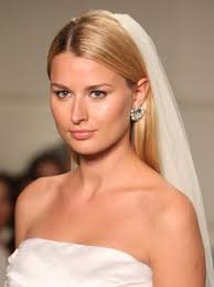 Cutting long hair into a bob right before your wedding would be a pretty drastic move. Straight Wedding Hair Weddingbee Straight Wedding Hair Wedding Hairstyles With Veil Wedding Hairstyles