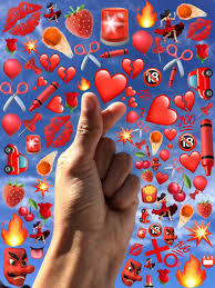 Pin By Maca P On Pesas Emoji Art Artsy Photos Tumblr Image